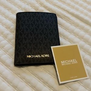 Michael Kors Bedford Travel Medium Logo Passport Wallet